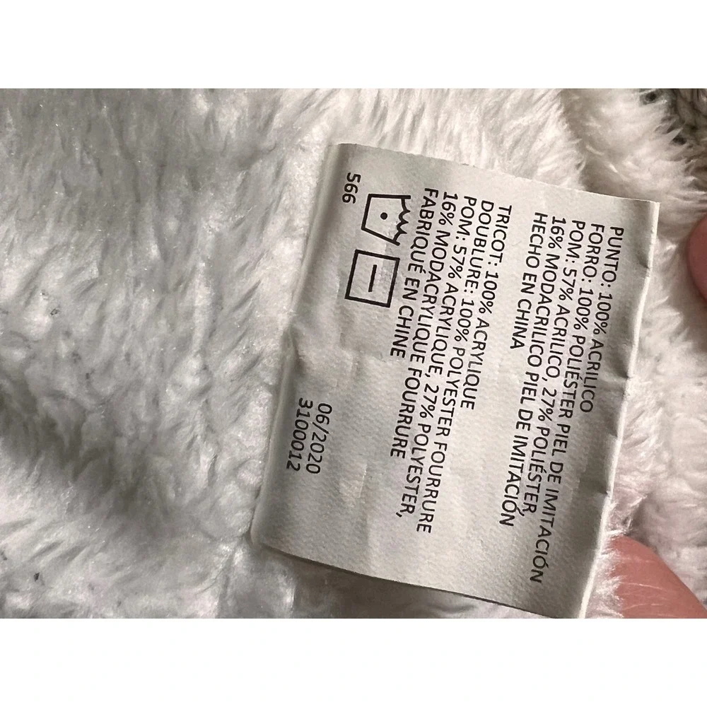 Muk Luks Womens Knit Beanie Pom Pom Warm Winter Hat Snow Cap‎ - Picture 4 of 4